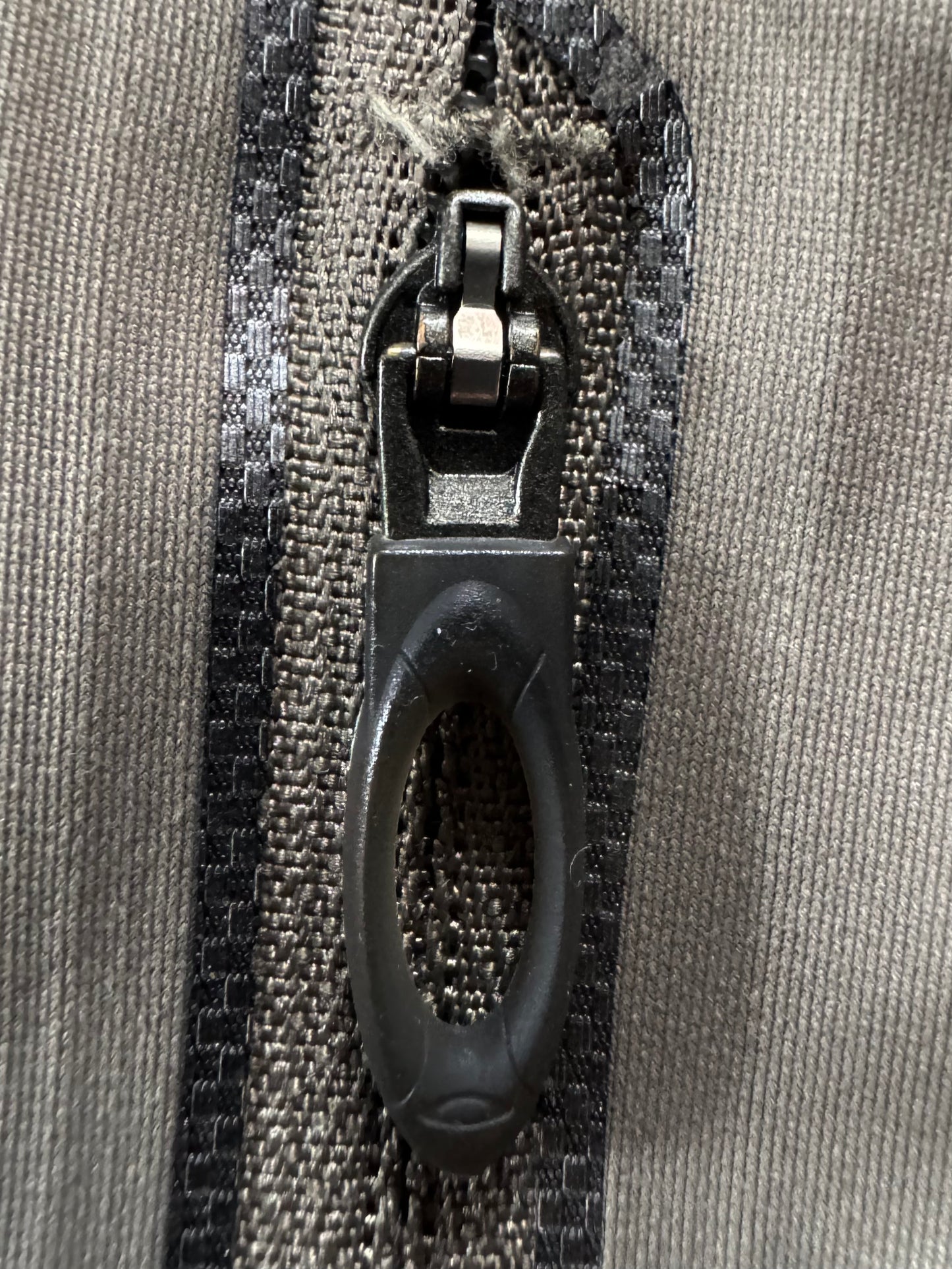 Vintage 2000's Oakley archival technical cargo pants (L)