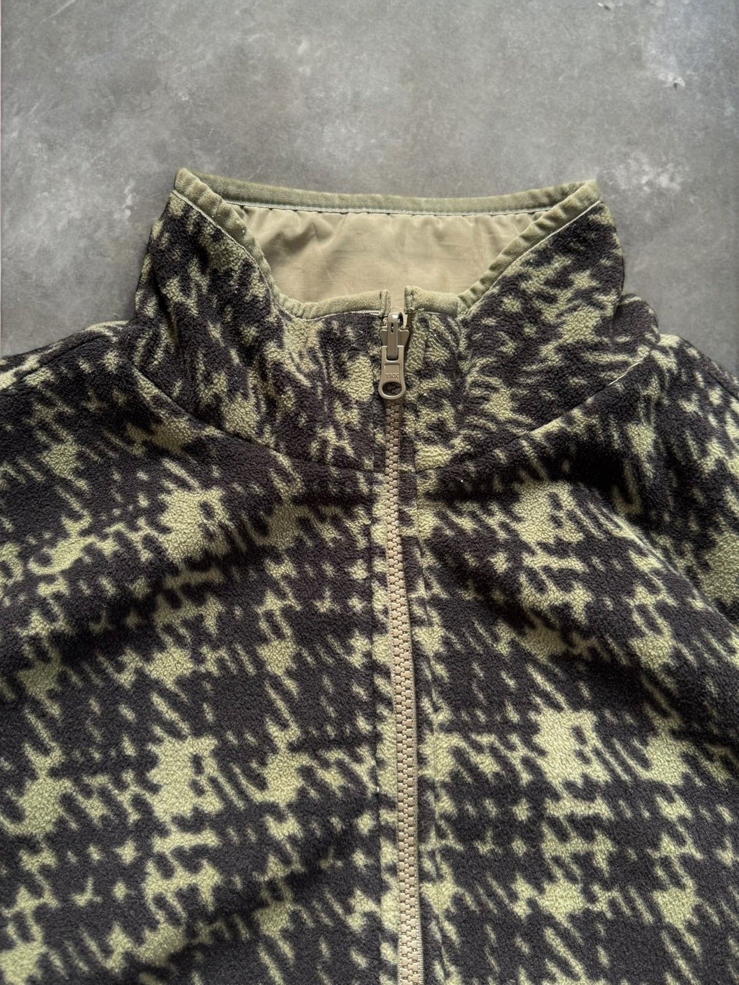 Vintage 2000's khaki green and black Stussy reversible plaid / tartan technical jacket (M)