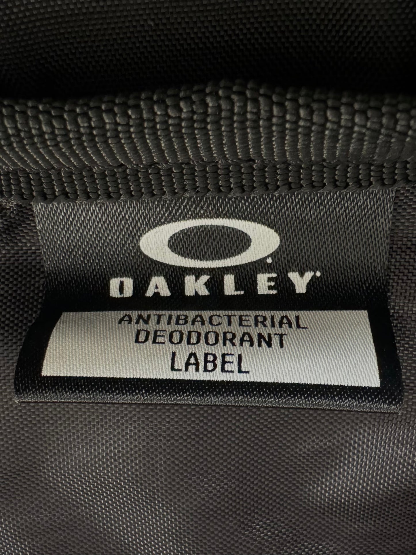 Vintage black Oakley technical sling bag / waist bag