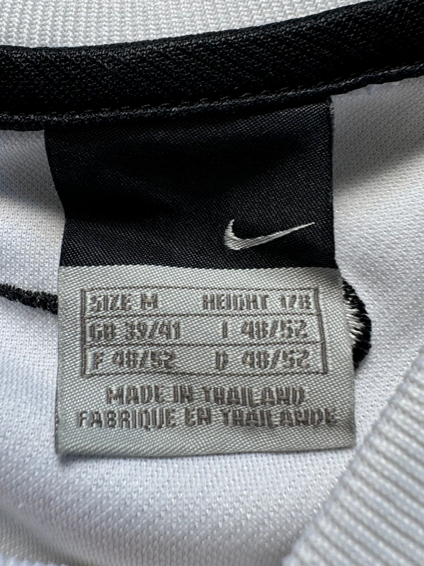 Vintage 2000's black and white Nike T90 crest logo two tone technical t shirt (M)