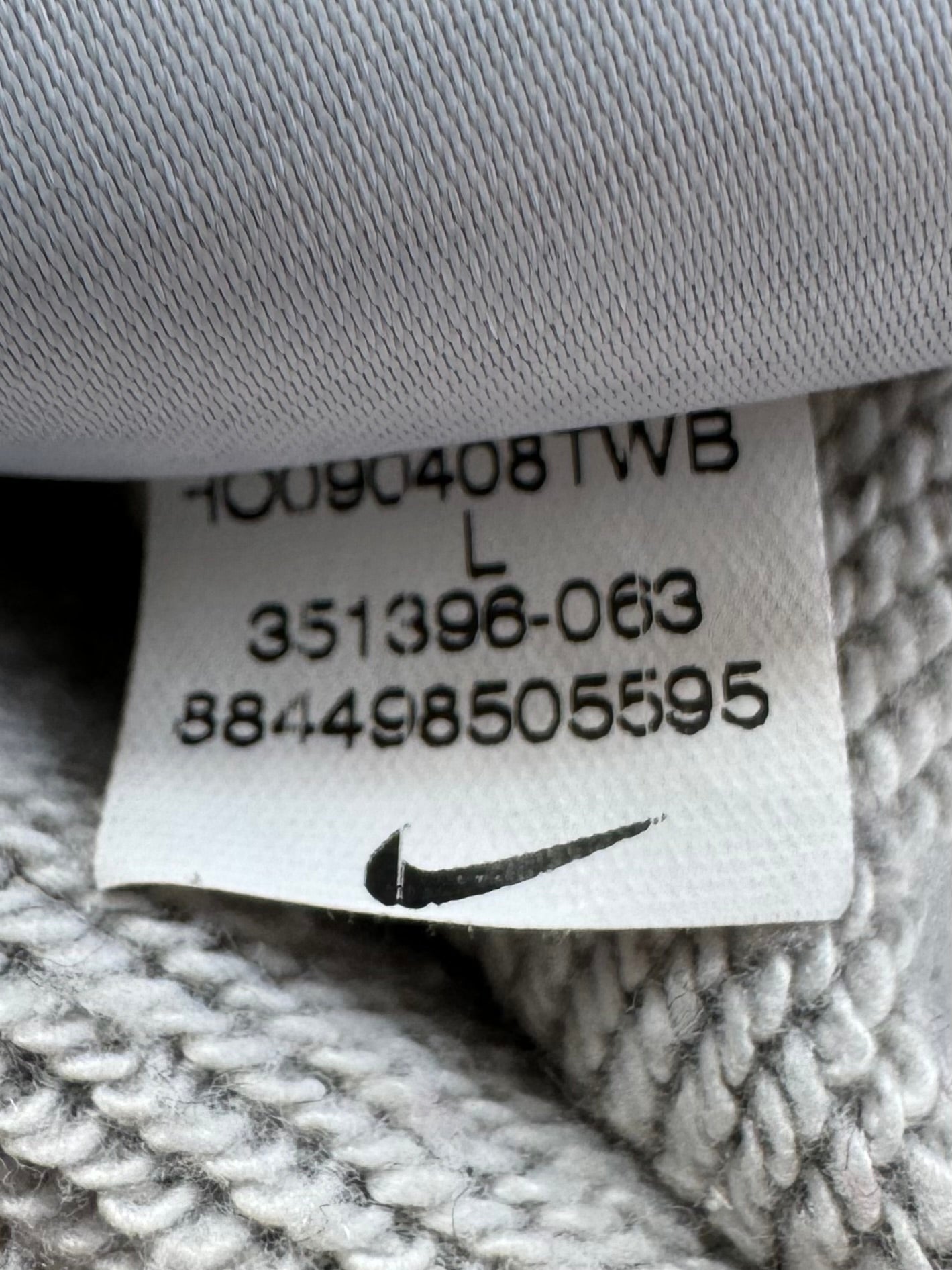 Vintage 2000's grey Nike embroidered swoosh logo tartan / plaid hoodie (L)