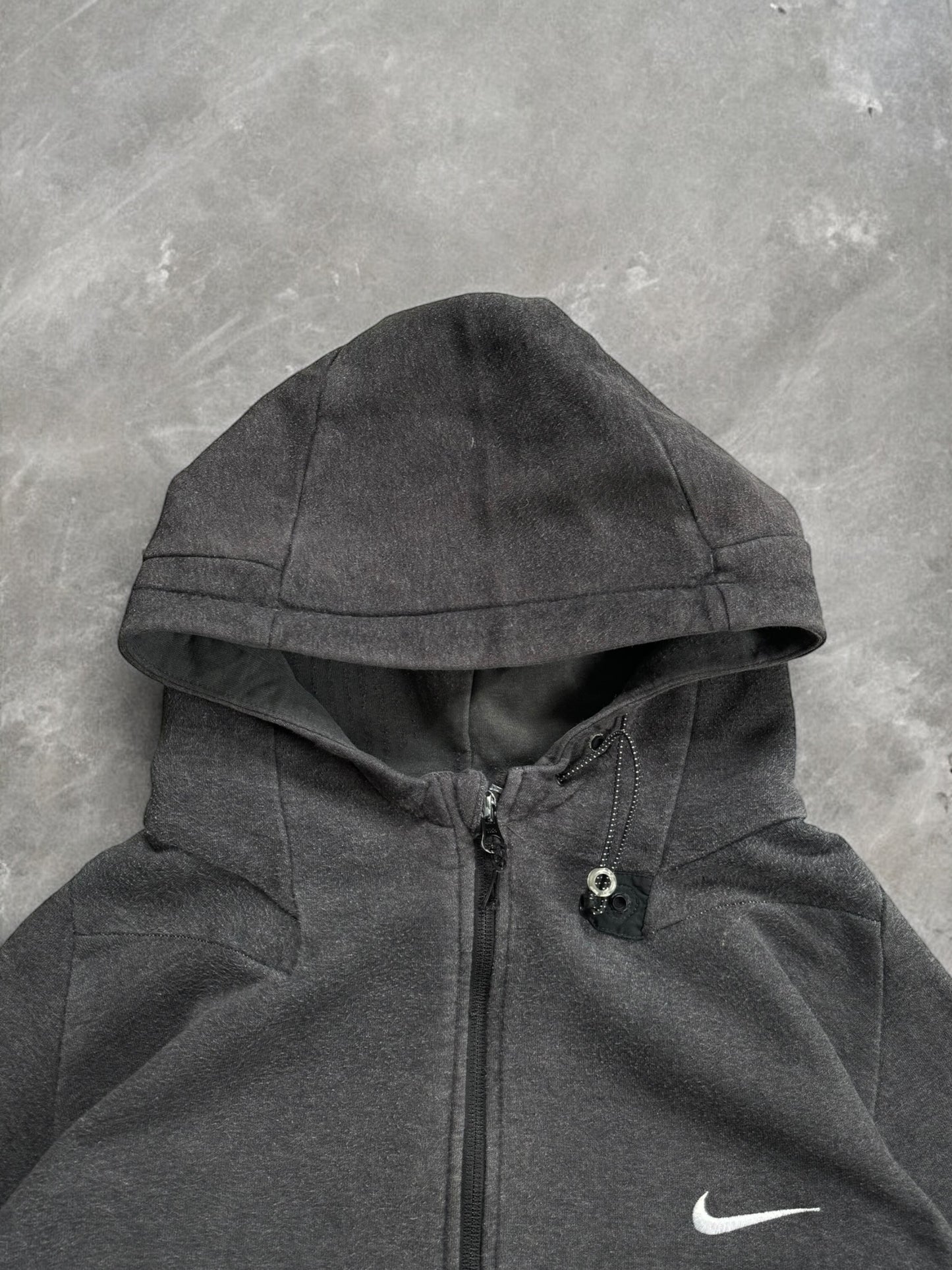 Vintage 2000's grey Nike Air Max graphic print logo technical zip up hoodie (L)