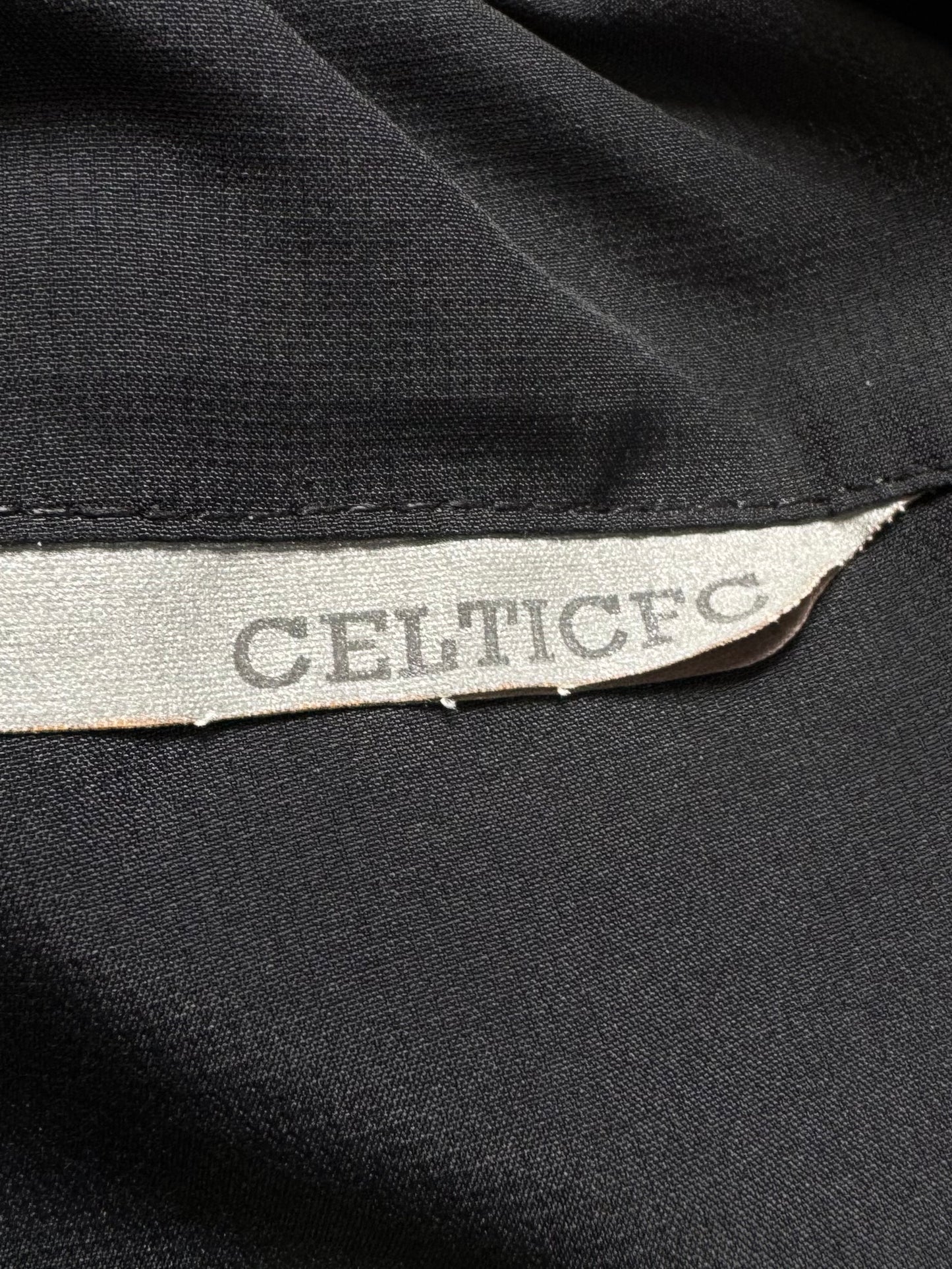 Vintage 2000's black Nike Celtic football joggers/track pants (XL)
